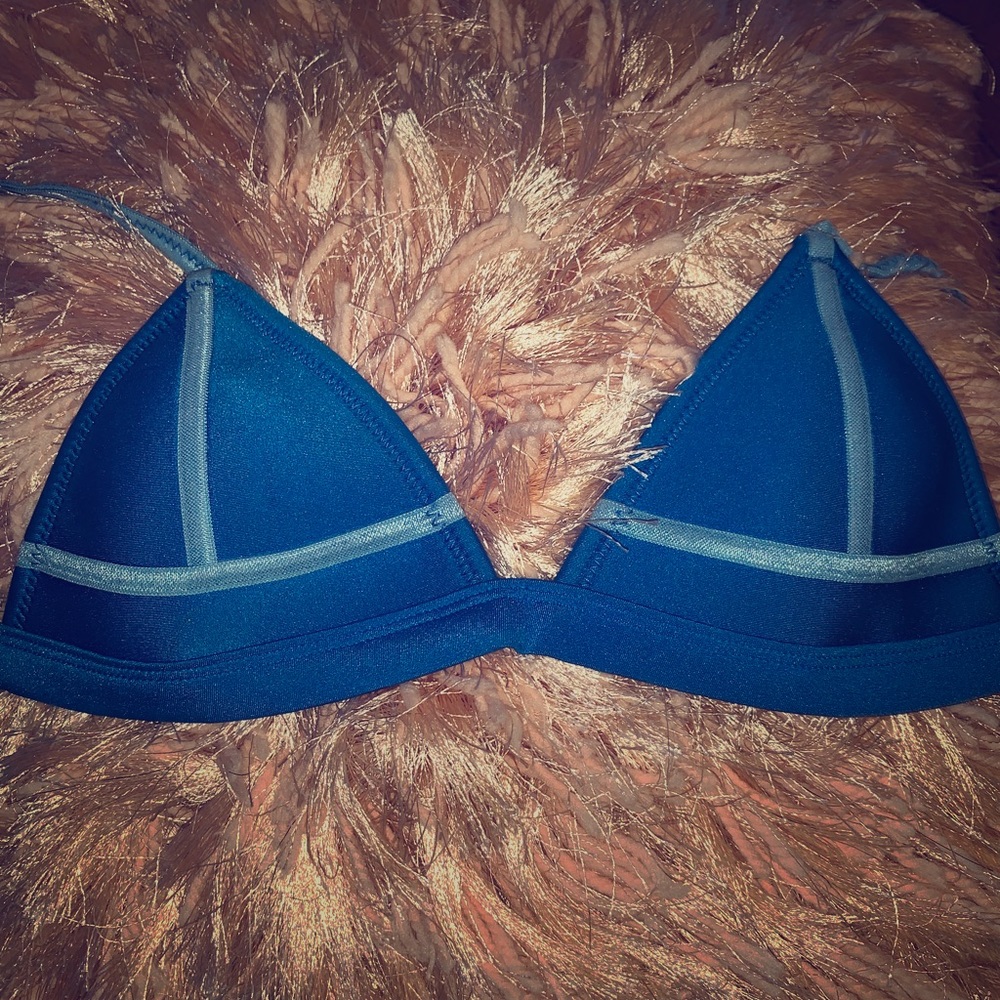 Triangl bikini and bag